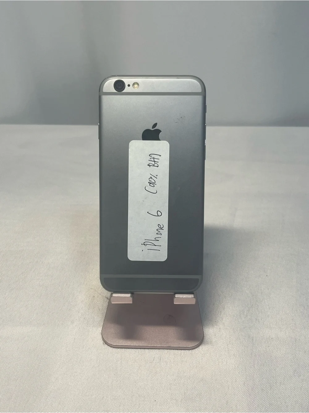 Apple iPhone 6 16GB Space Gray - 90% Battery Health - Tested & Working